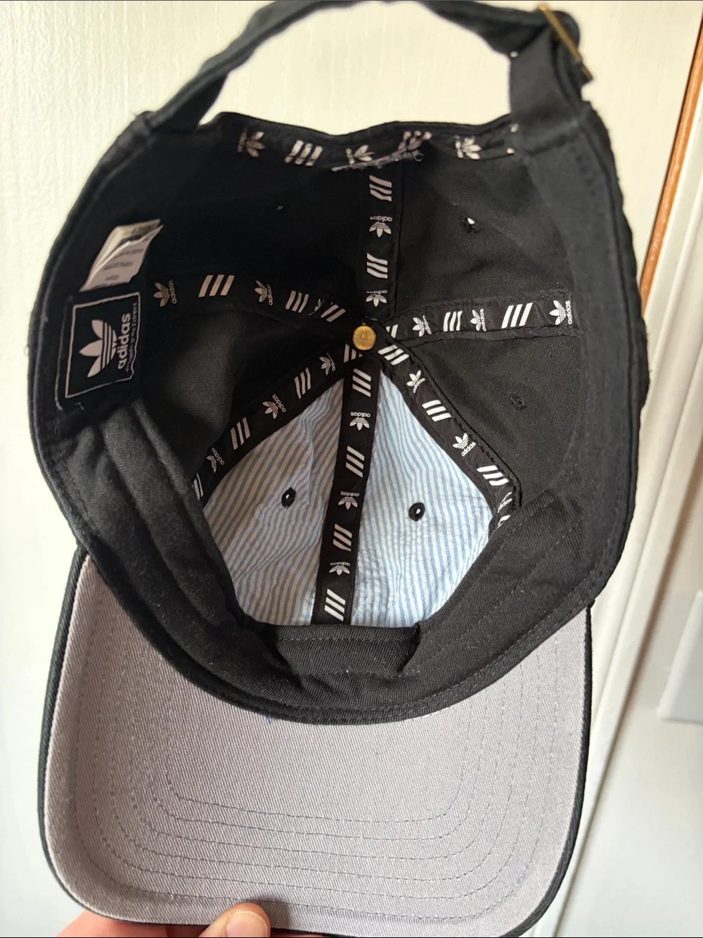 Youth adidas Black Cap with White Trefoil Embroidery